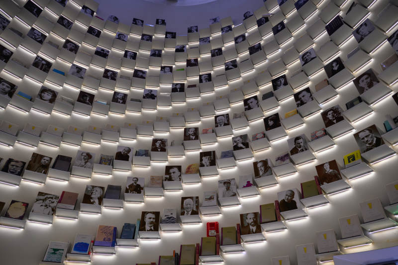 光影書墻藝術展-攝影圖