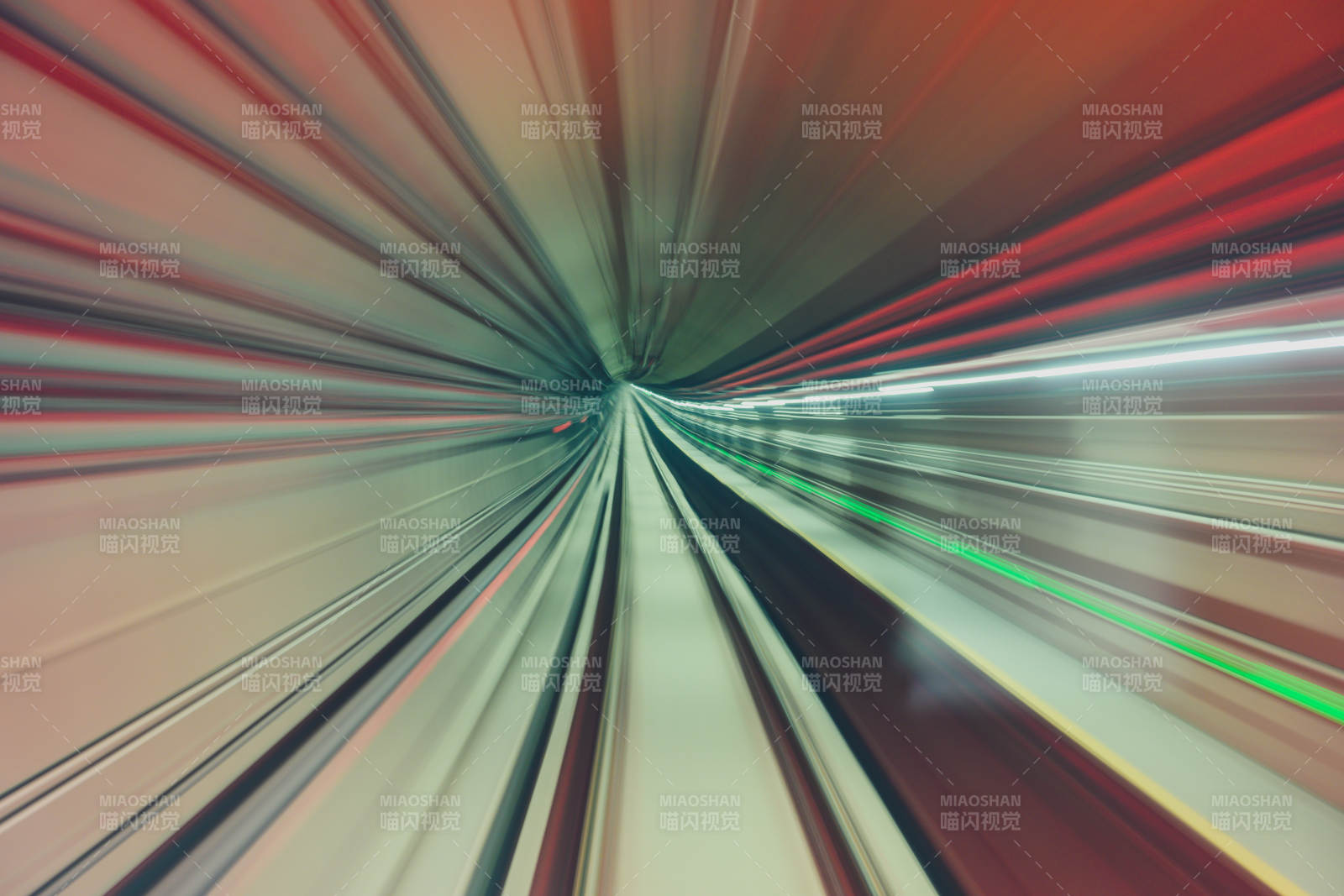 光速隧道-摄影图