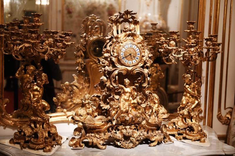 華麗鐘表擺件-攝影圖