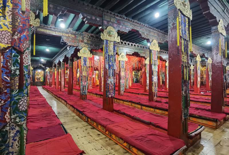 藏式經堂內部景象-攝影圖