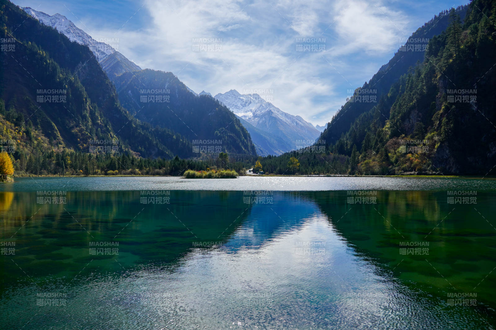 毕棚沟湖光山色如画-摄影图