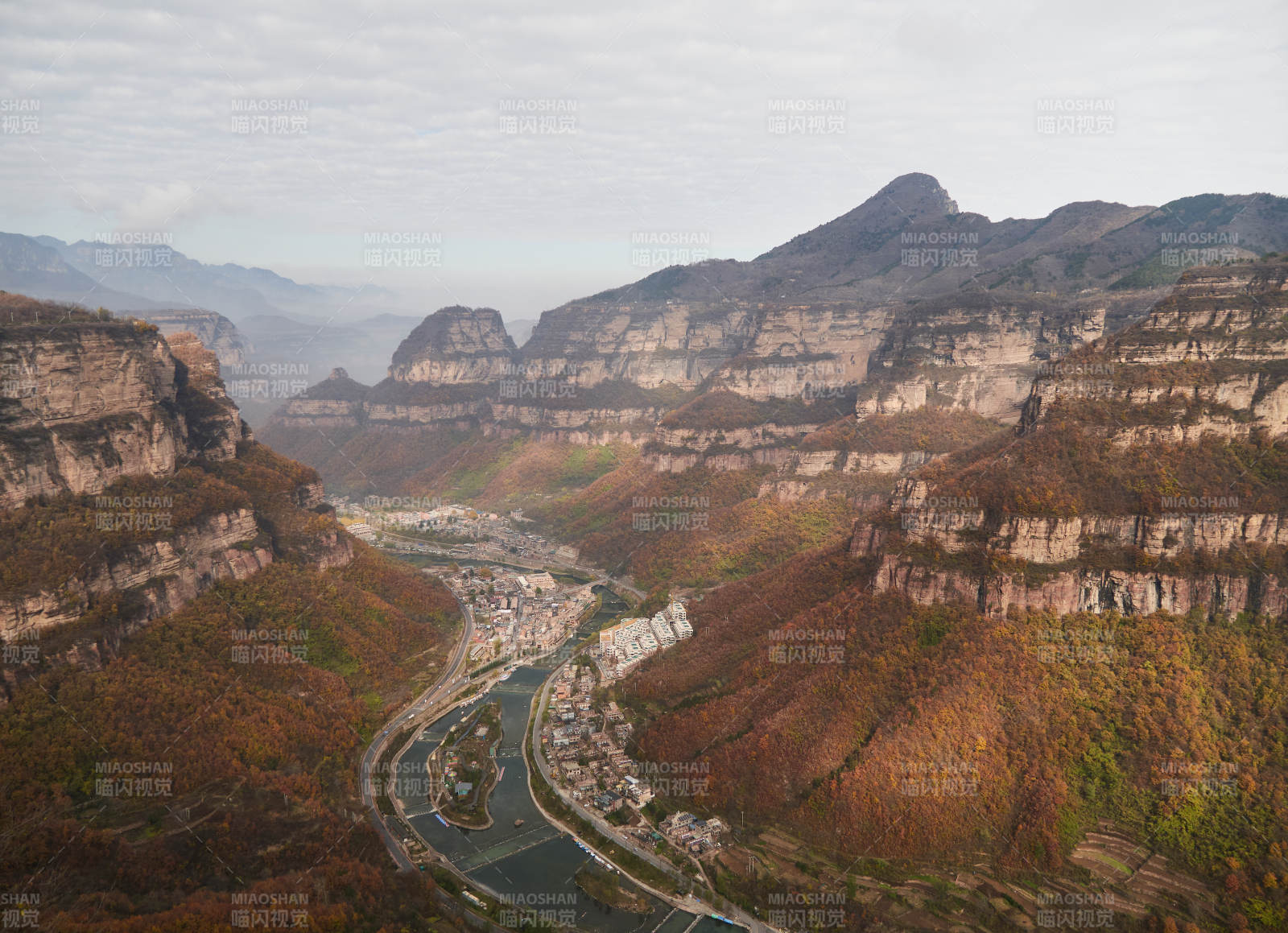 河南林州太行大峽谷秋日風光-攝影圖