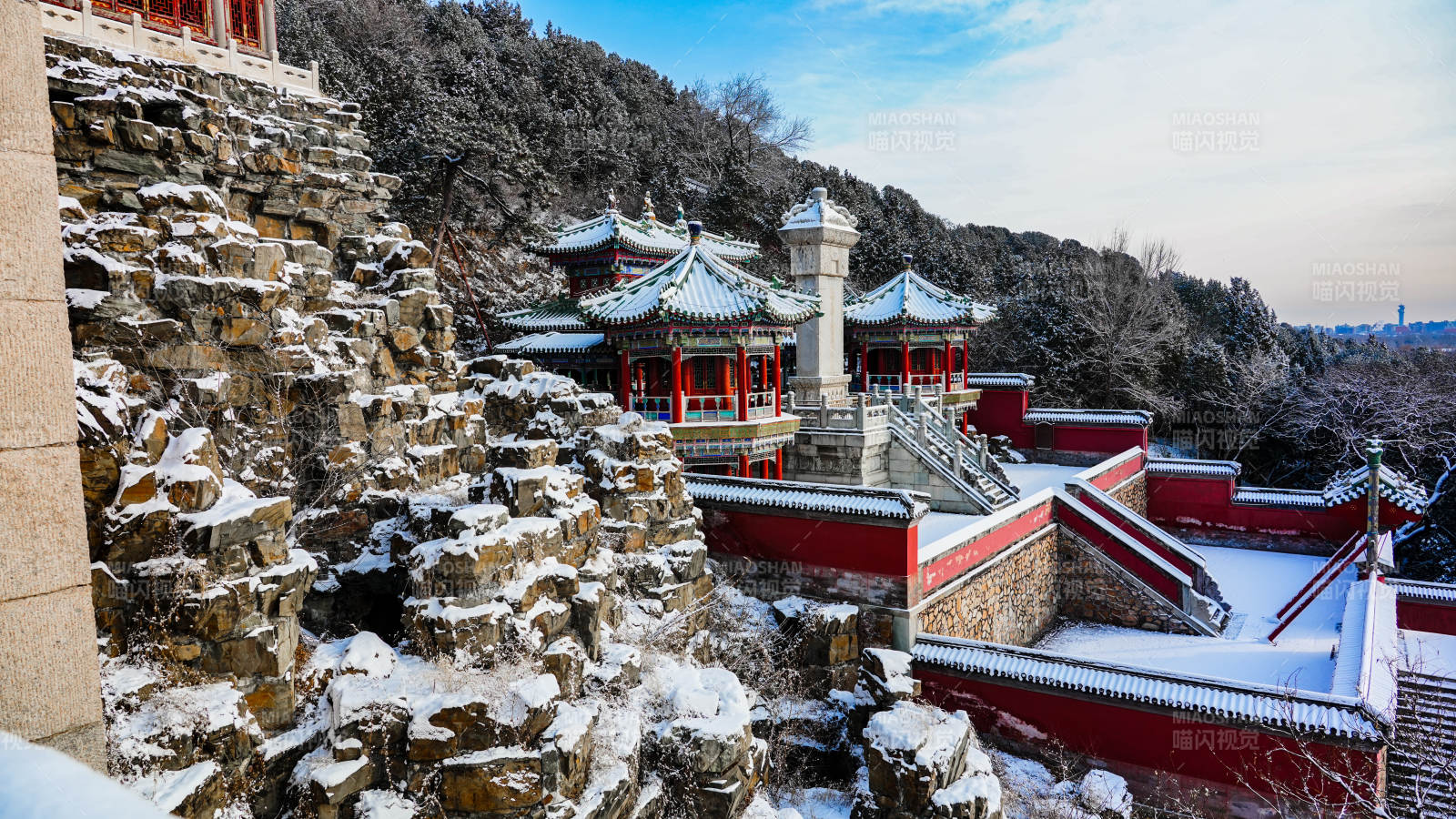 颐和园佛香阁雪后古建筑群-摄影图