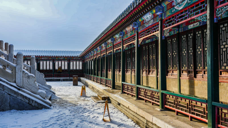 颐和园佛香阁雪中古廊景-摄影图