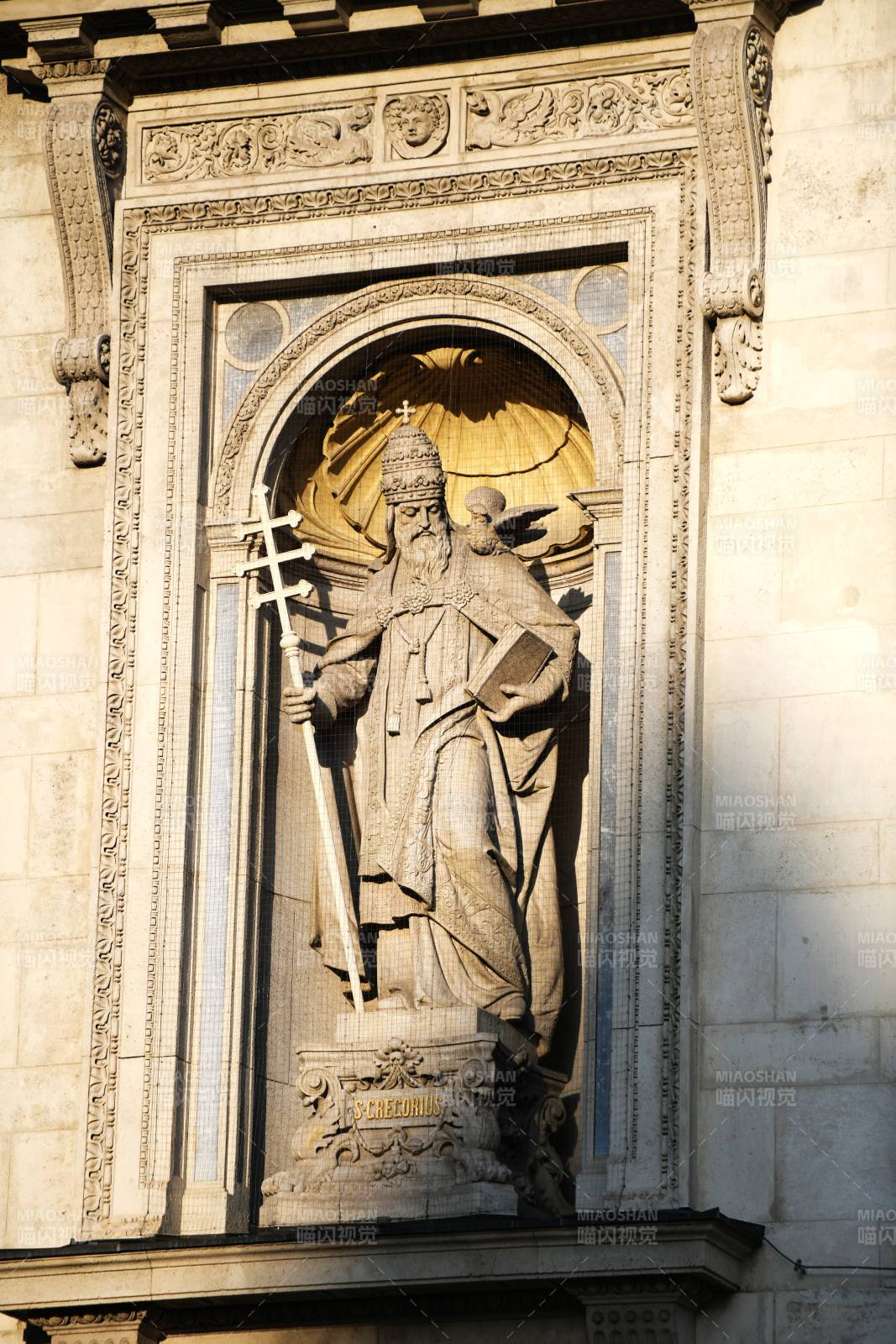 圣徒雕像-攝影圖