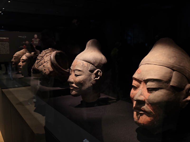 兵马俑头像展图片