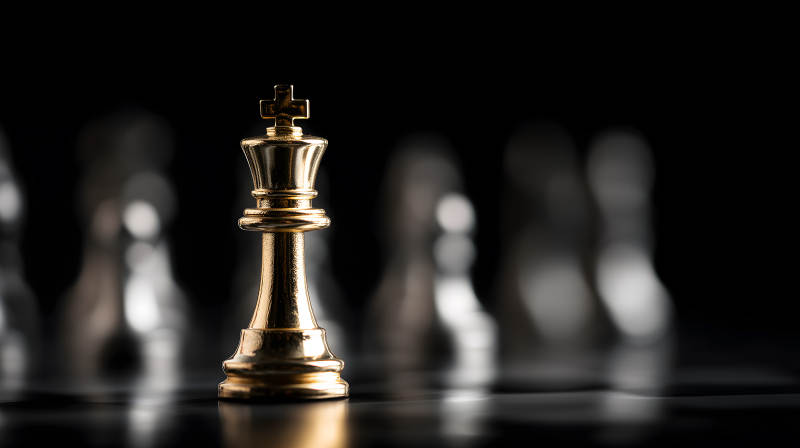 金色國王棋子-圖片