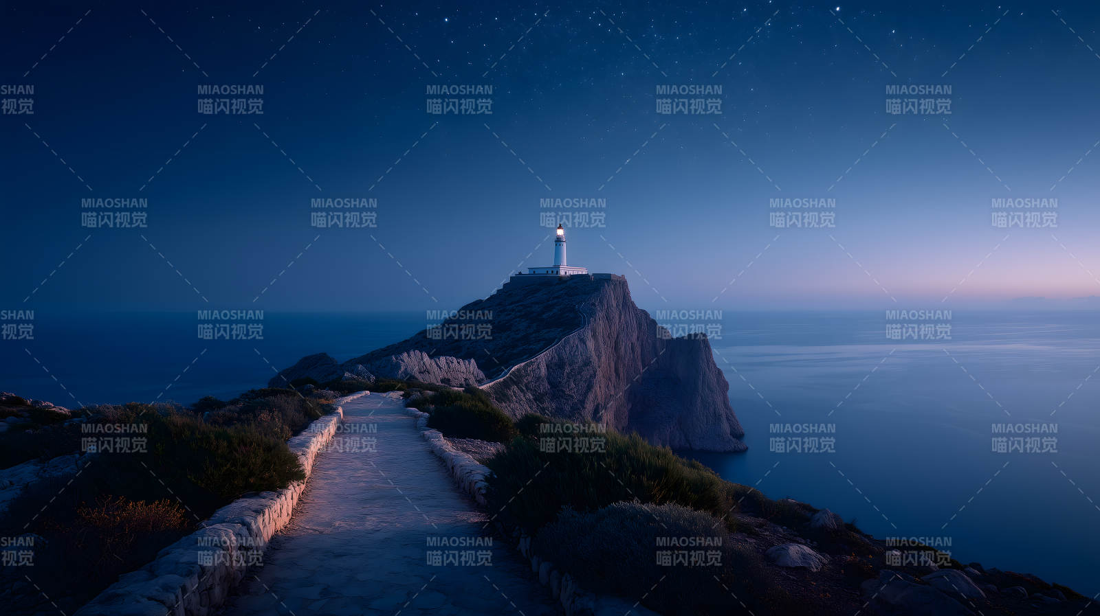 夜幕燈塔守護海洋-圖片