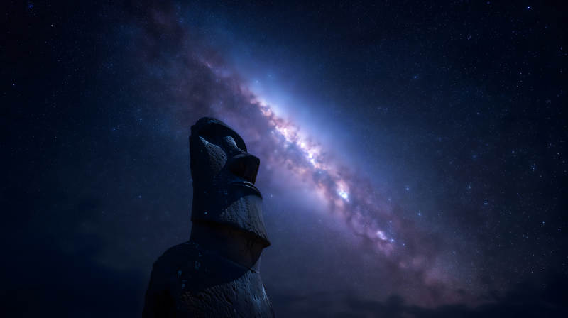 星空下的摩艾石像-图片