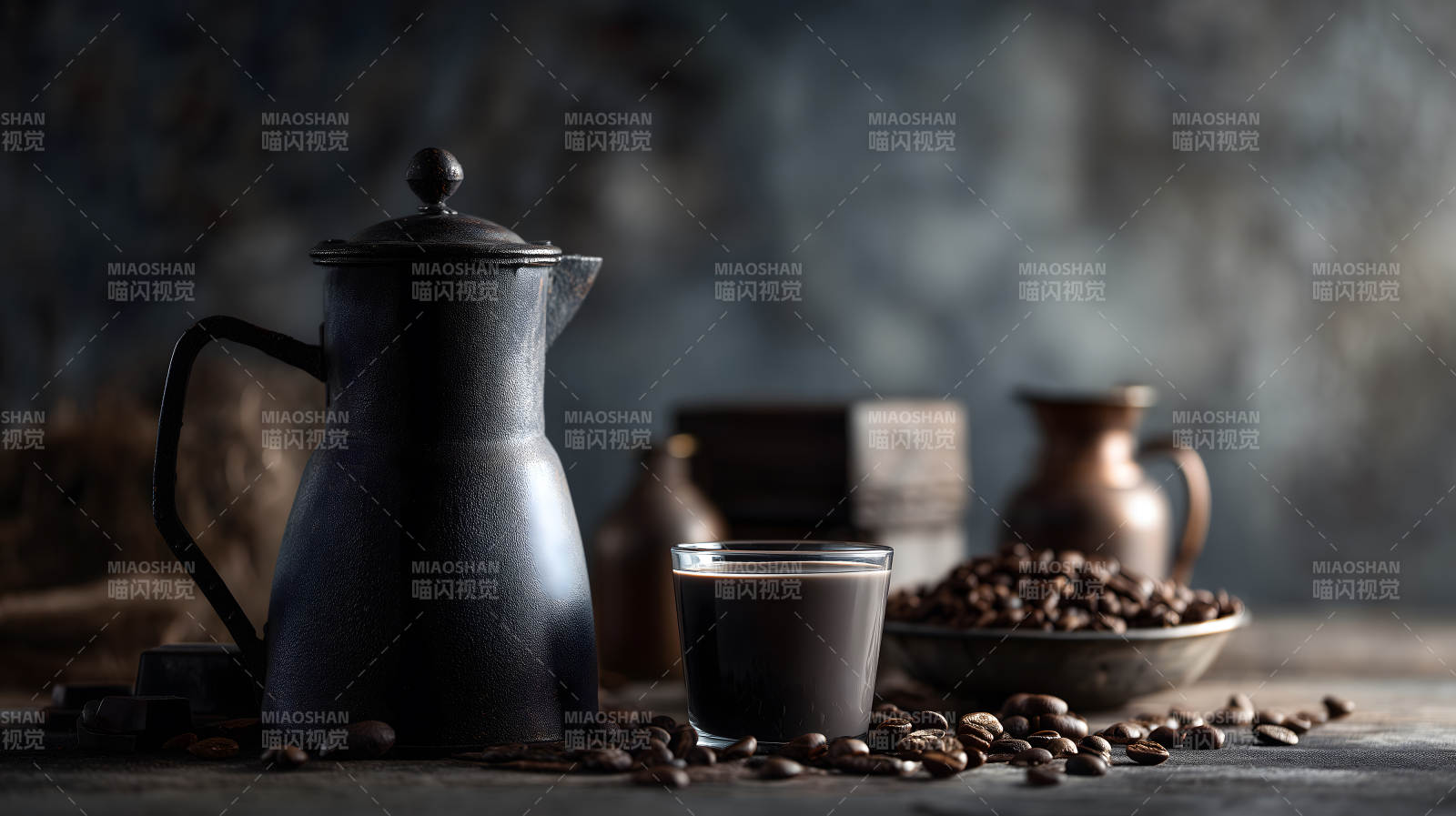 咖啡的濃郁時光-圖片