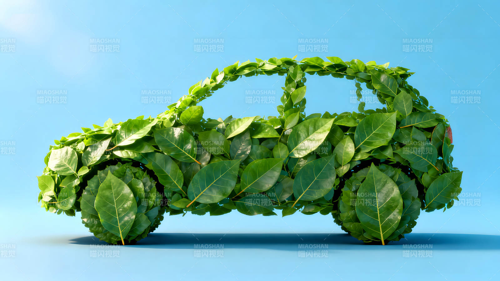 环保汽车绿叶装饰寓意环保出行-图片