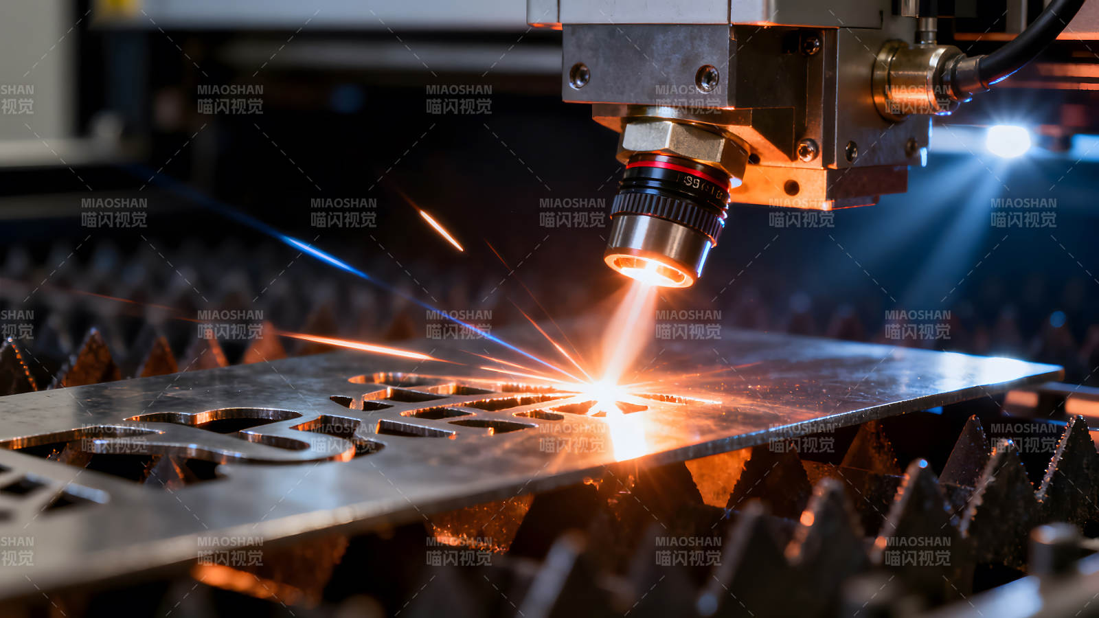 激光切割金属板加工细节展示-图片