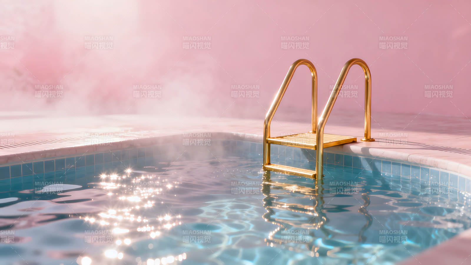 金色泳池的平静夏日-图片