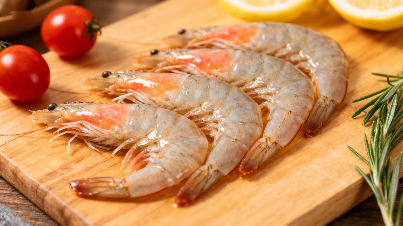 鲜虾食材特写质感十足-图片