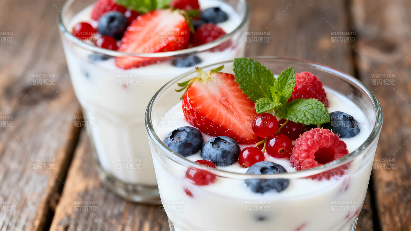 酸奶配水果特写-图片