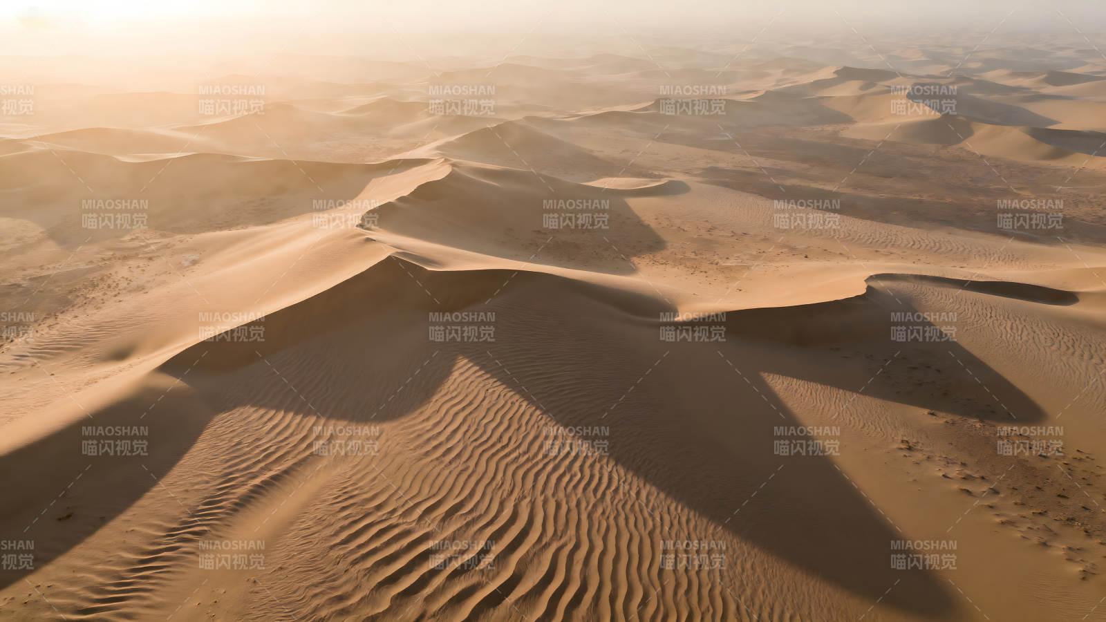 沙漠風光沙丘紋理光影交錯-圖片