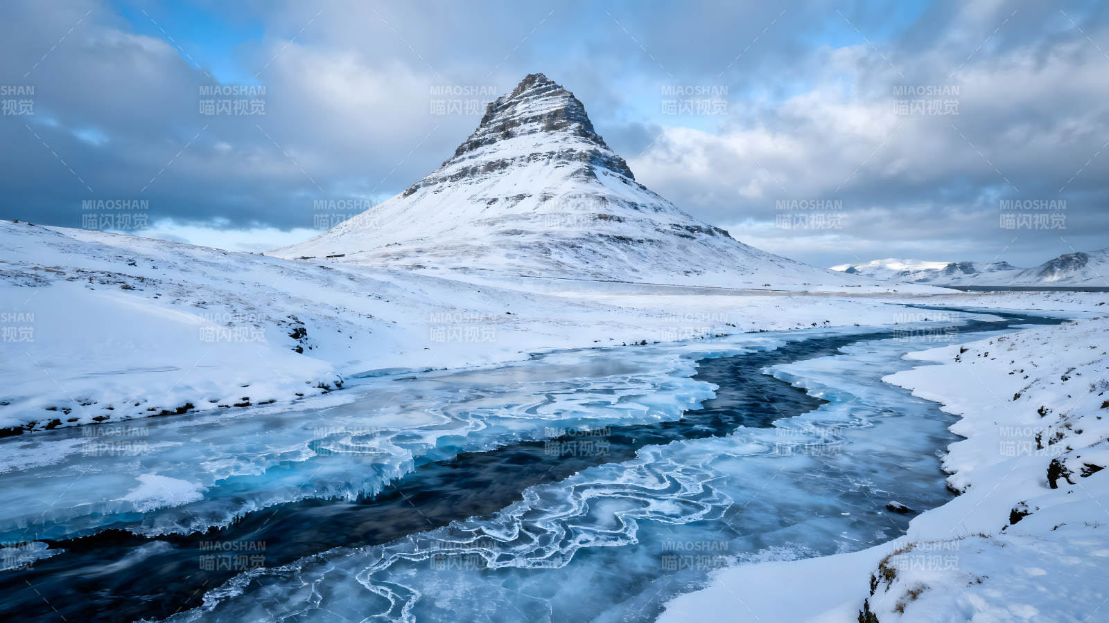 雪山冰河壯麗景觀-圖片