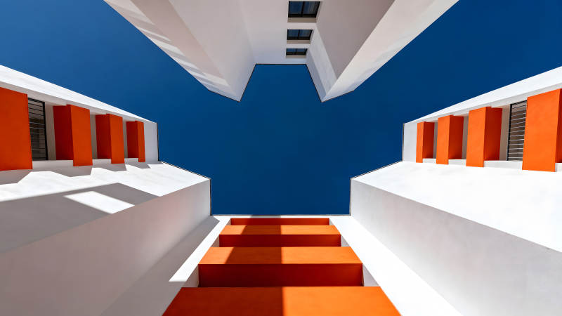 建筑仰視構成幾何美感-圖片