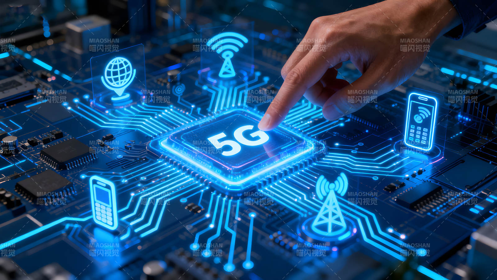 5G技术与电路板的抽象艺术图片