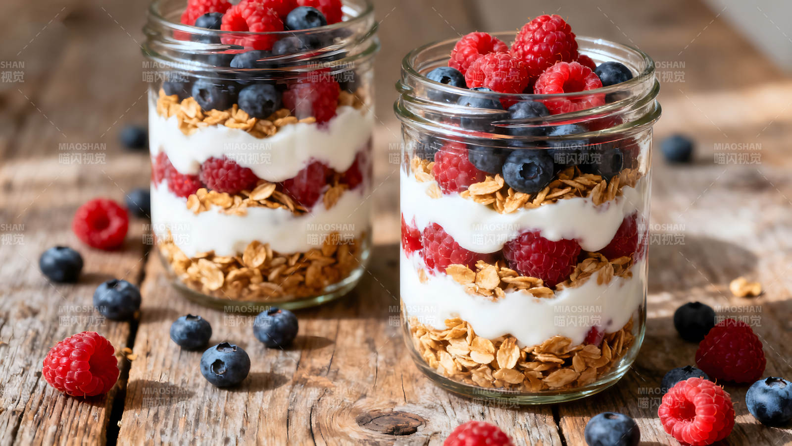 玻璃罐里的美味甜点-图片