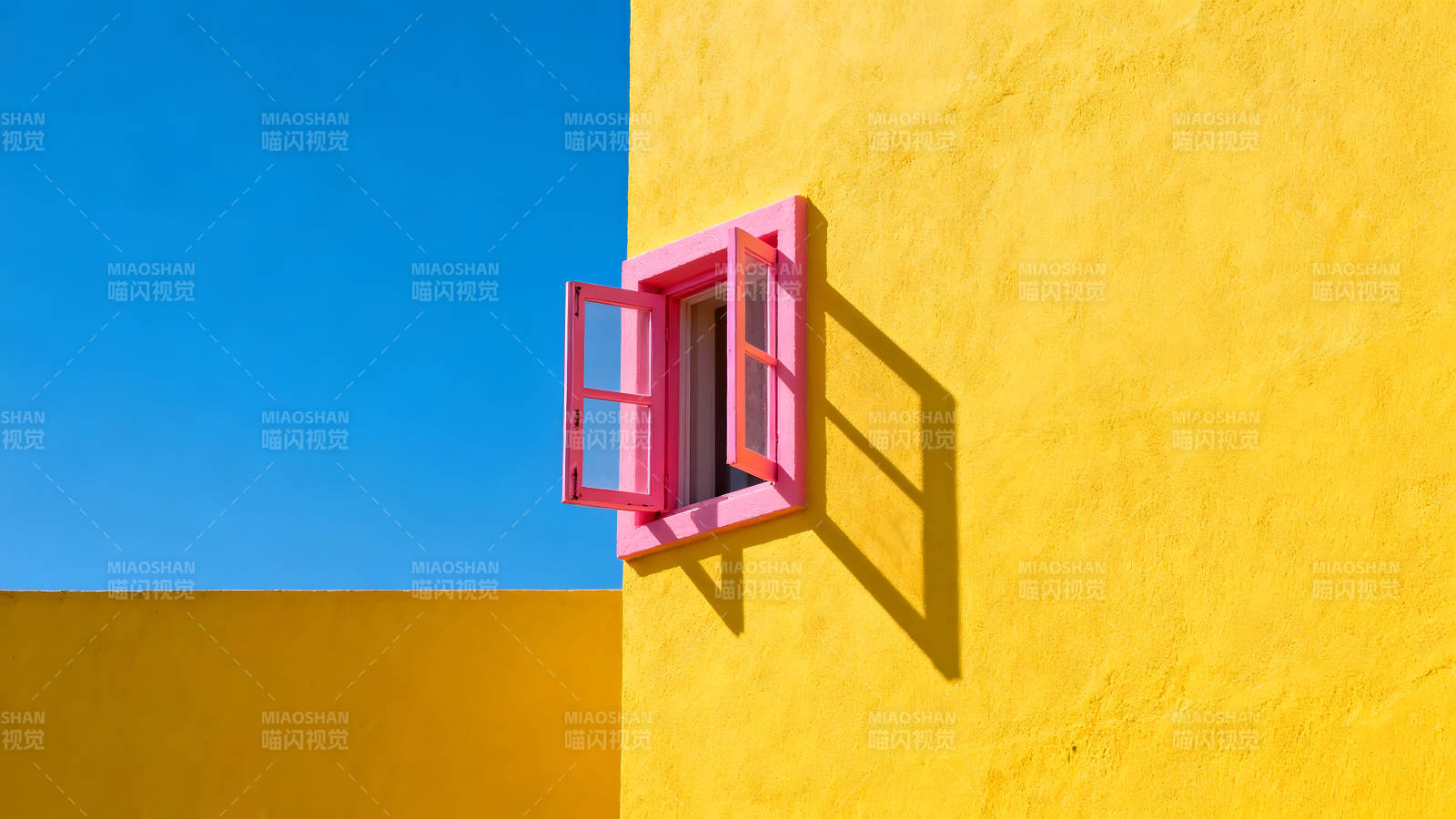 粉色窗户黄色墙壁蓝天-图片