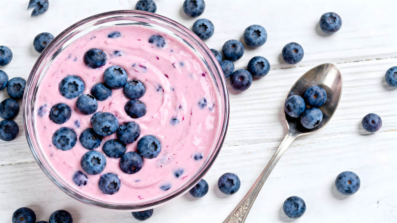 蓝莓酸奶特写-图片