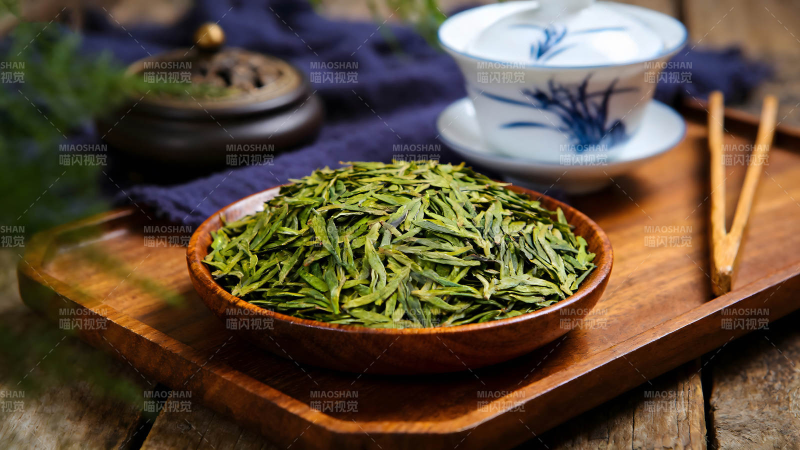 茶葉茶具木盤靜物-圖片