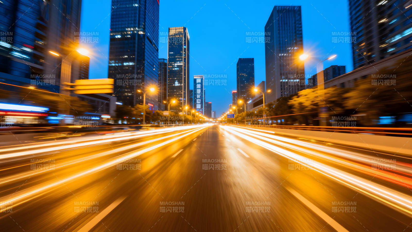 城市夜景車流光影-圖片