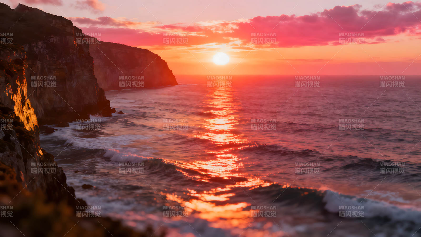 夕阳西下海面壮丽景观-图片