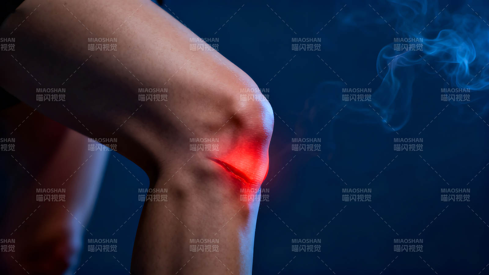 受伤的膝盖关节红光突出-图片