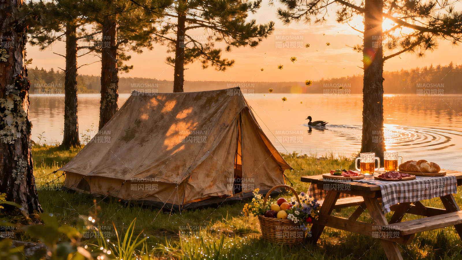 夕陽(yáng)下的野餐與露營(yíng)場(chǎng)景-圖片