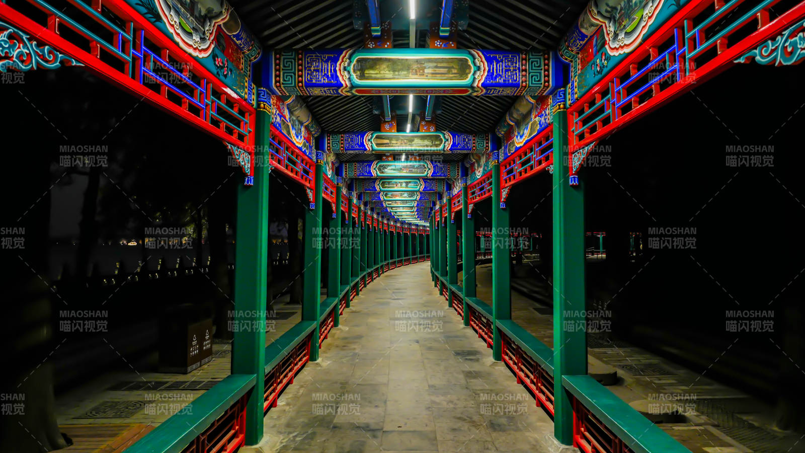 古色古香長廊-攝影圖