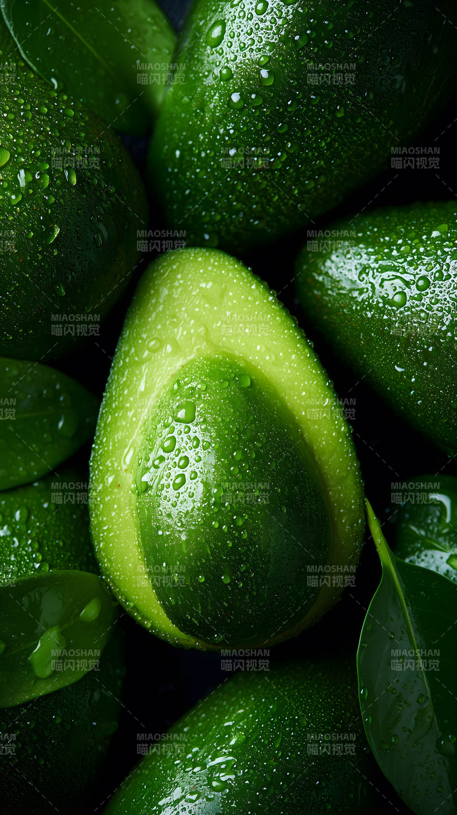 新鮮水潤牛油果特寫-圖片
