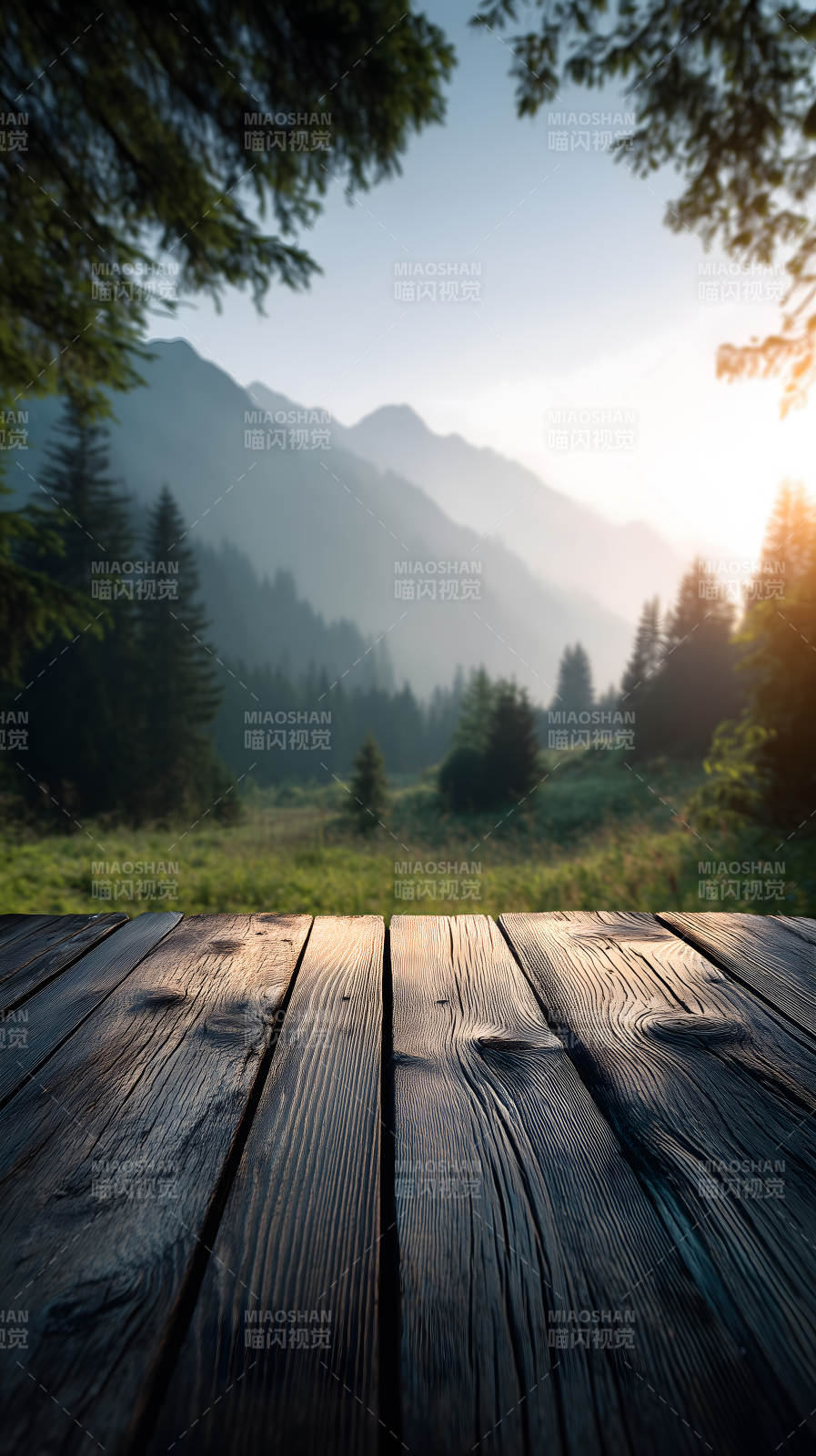 木板森林山景日光-圖片
