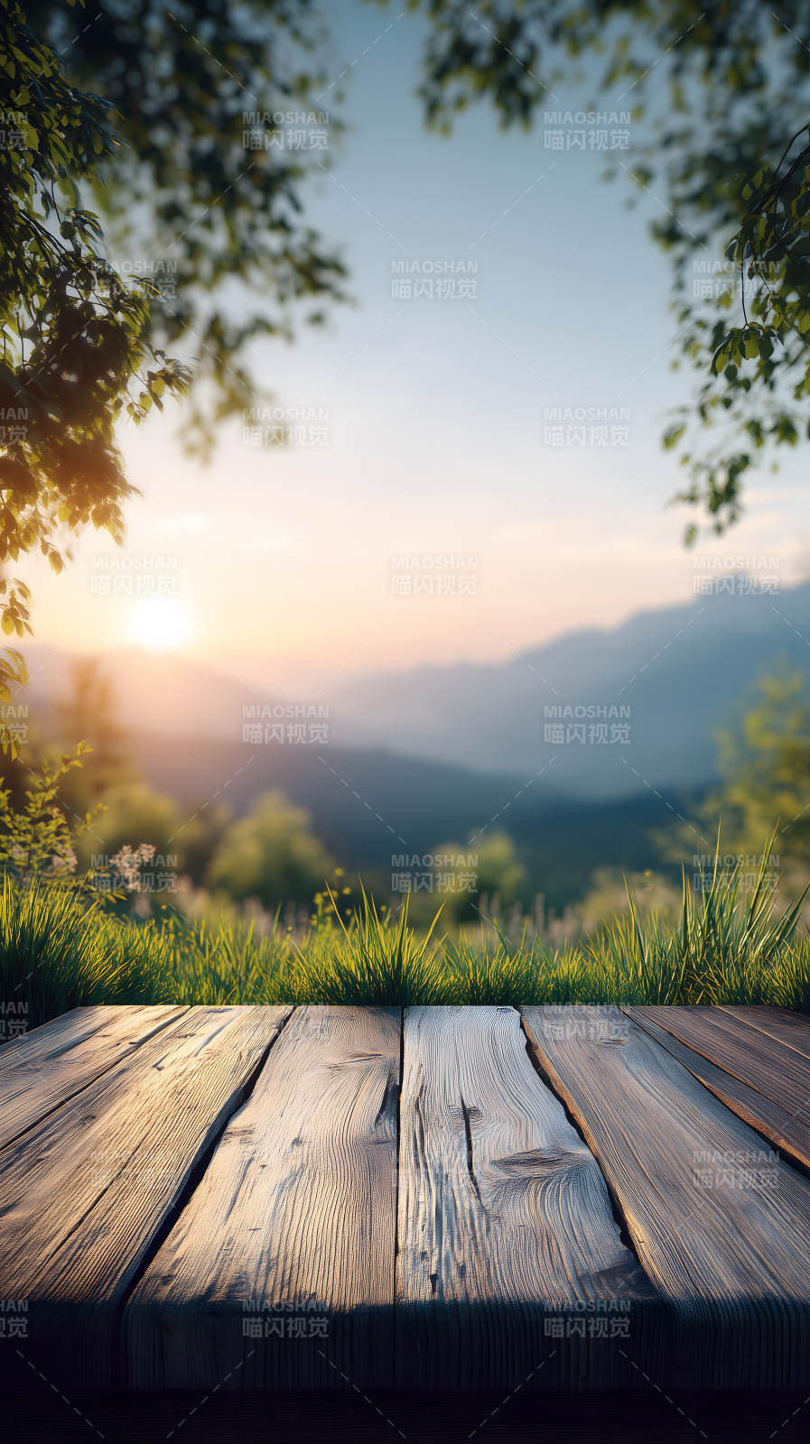木桌與山景-圖片
