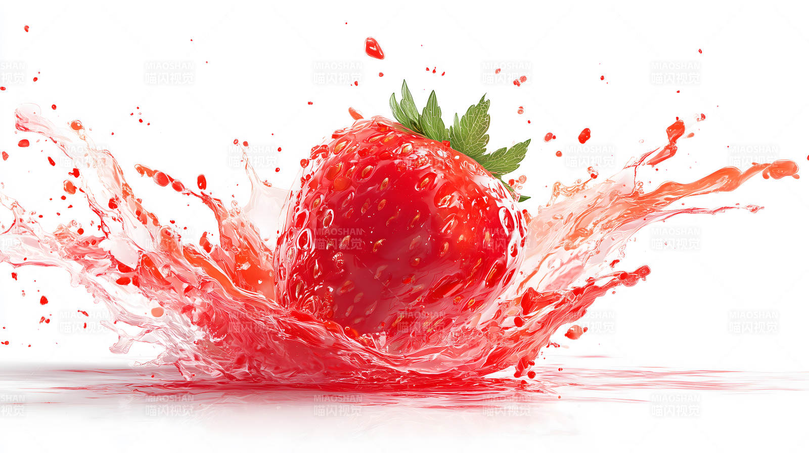 草莓飛濺果汁特寫-圖片