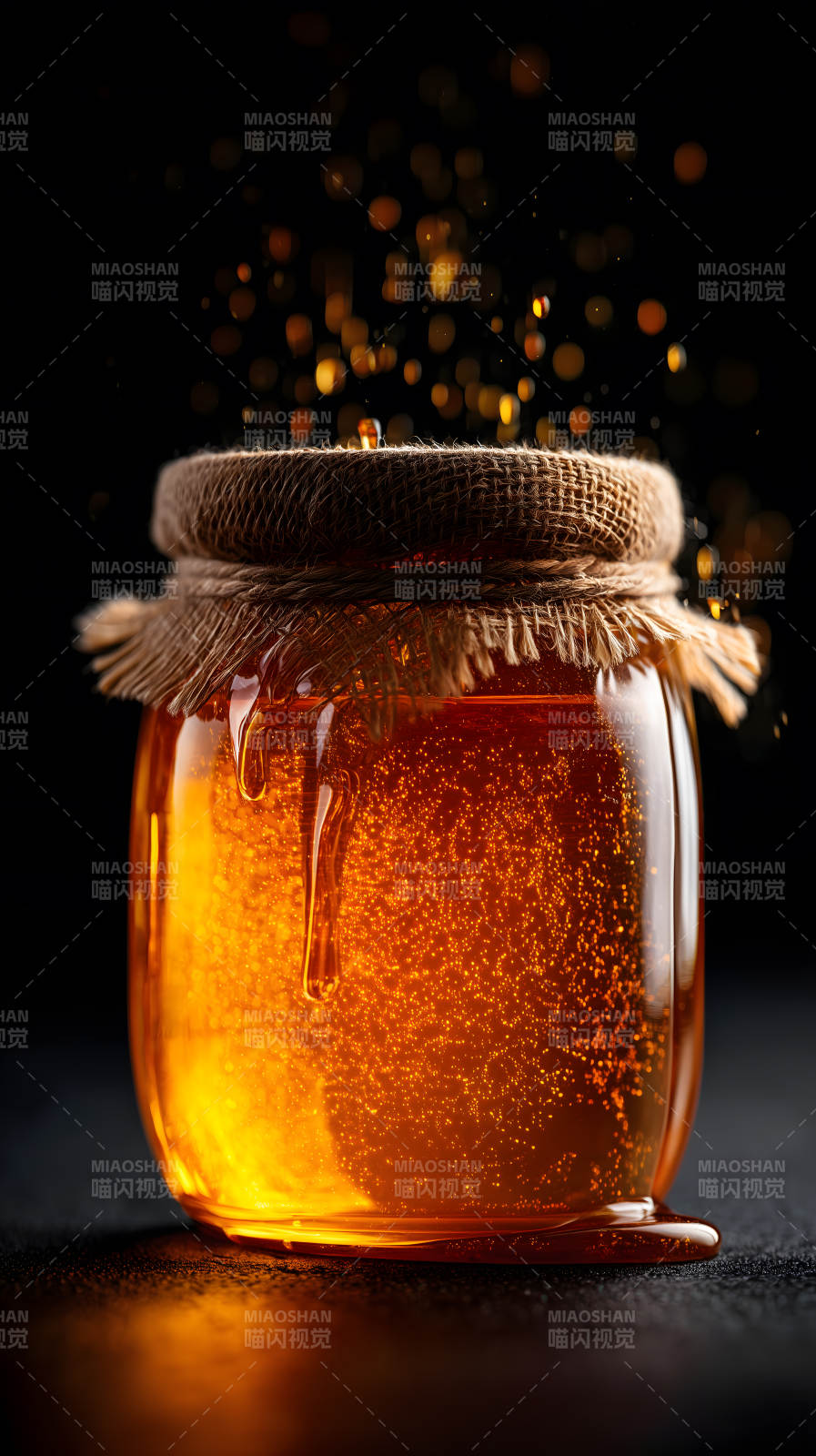 蜂蜜罐頭特寫光影迷人-圖片