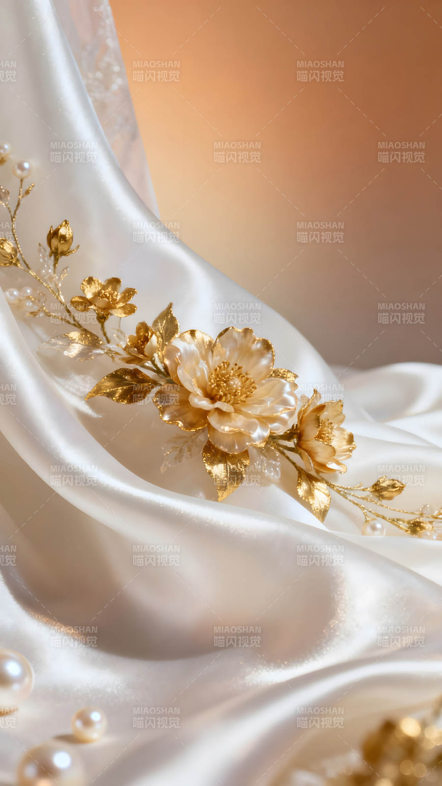 金饰花朵缎面装饰-图片