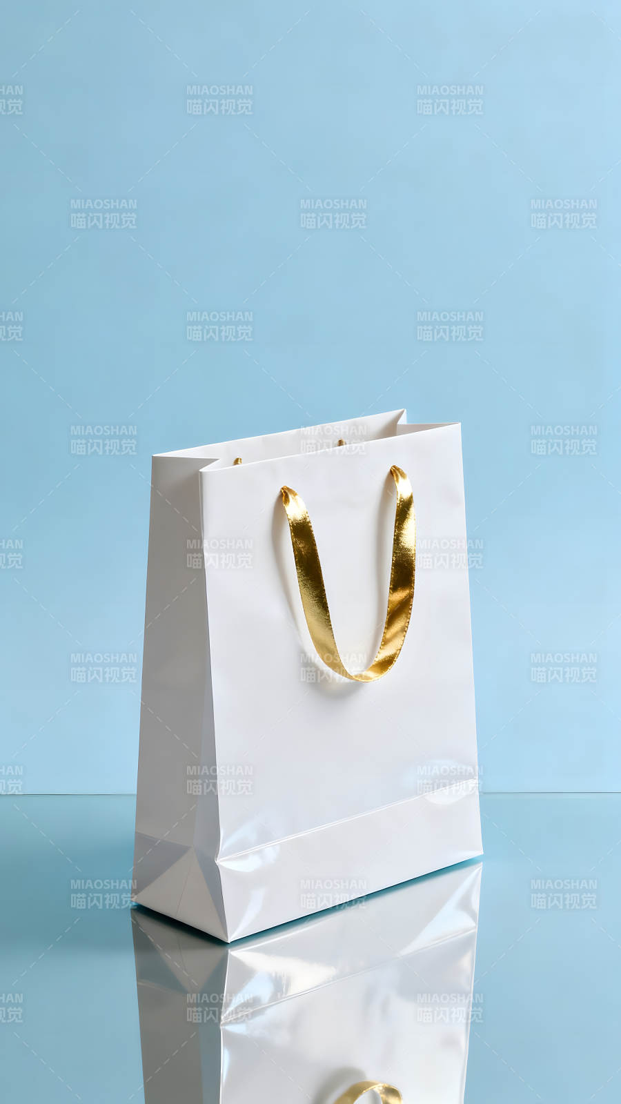 白色禮品袋金帶裝飾-圖片