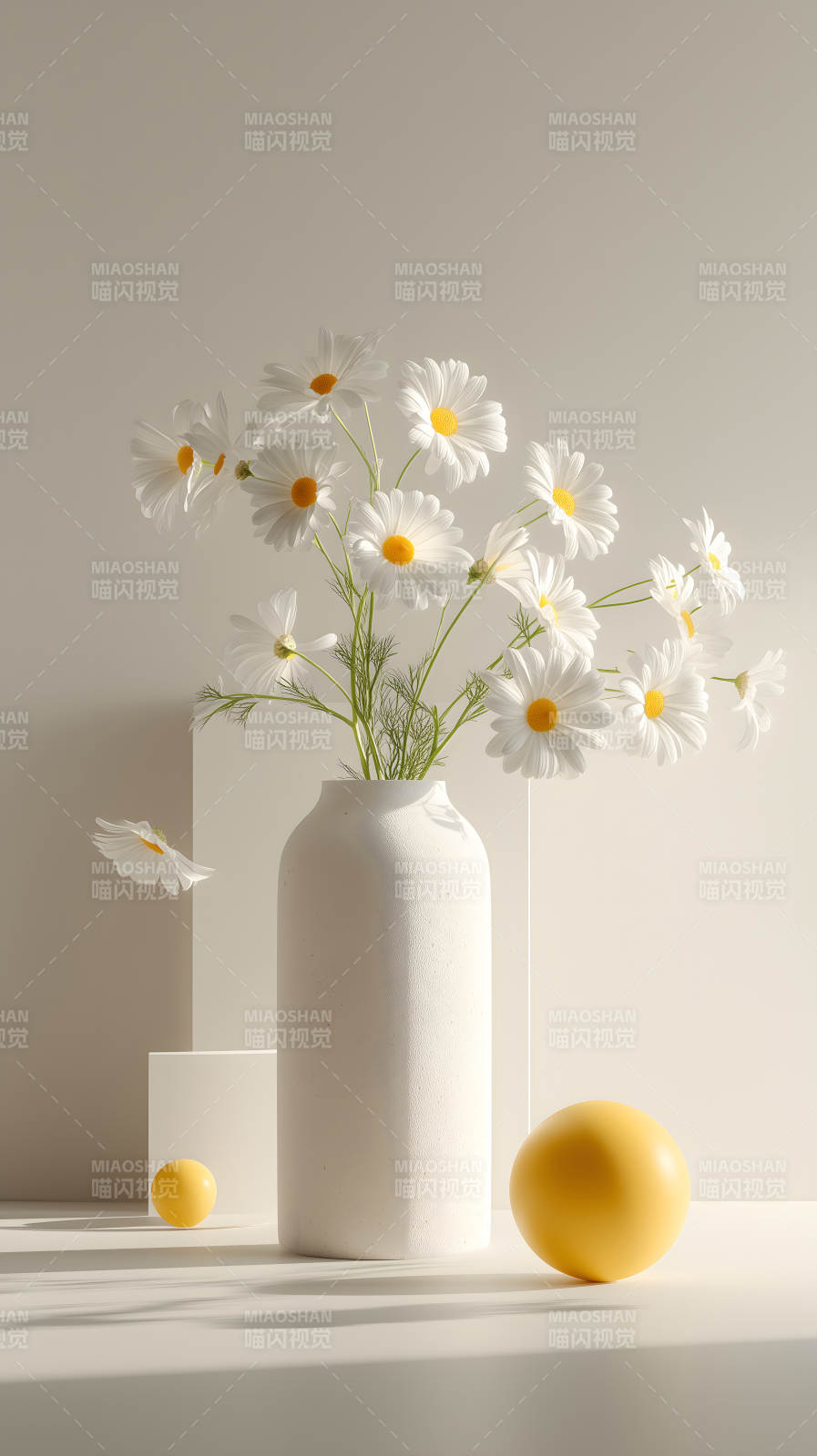 白色花束与黄色装饰的静物-图片