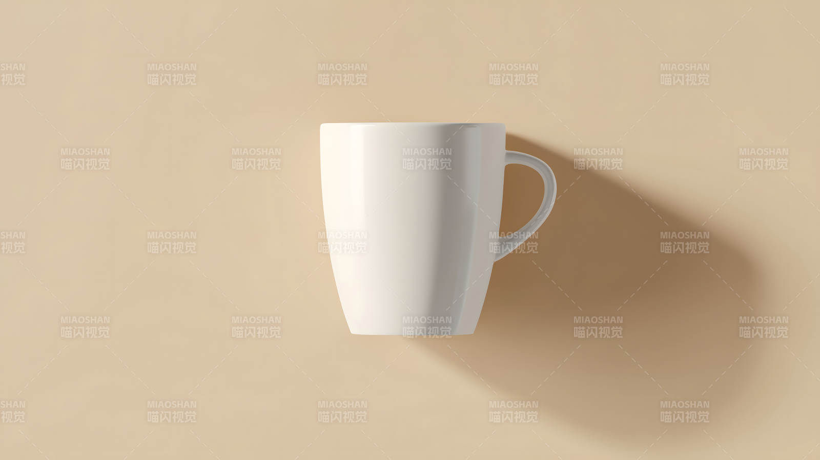 白色杯子在米色背景上投下陰影-圖片