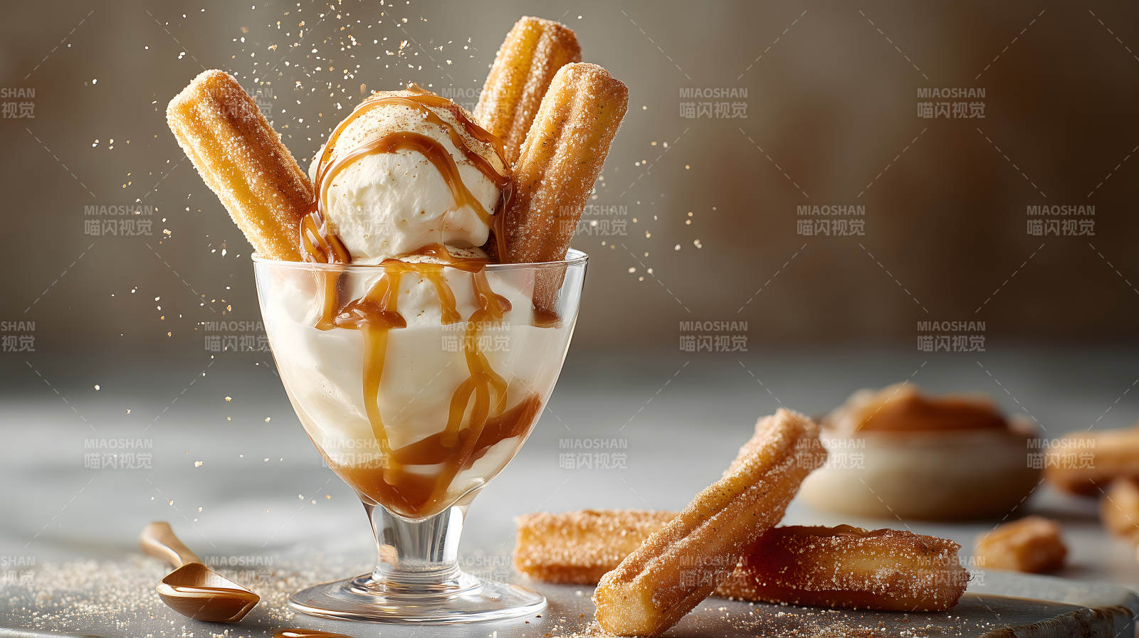 冰淇淋配吉事果甜品-图片
