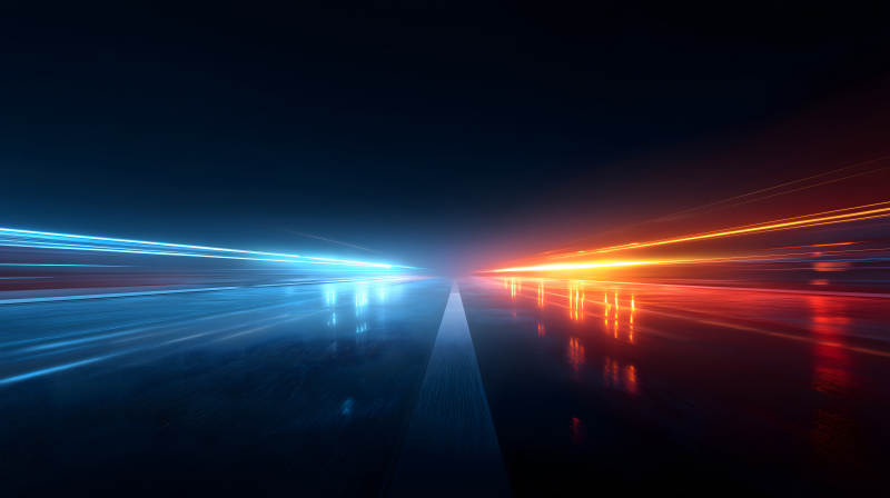 公路光軌夜景展現速度感-圖片