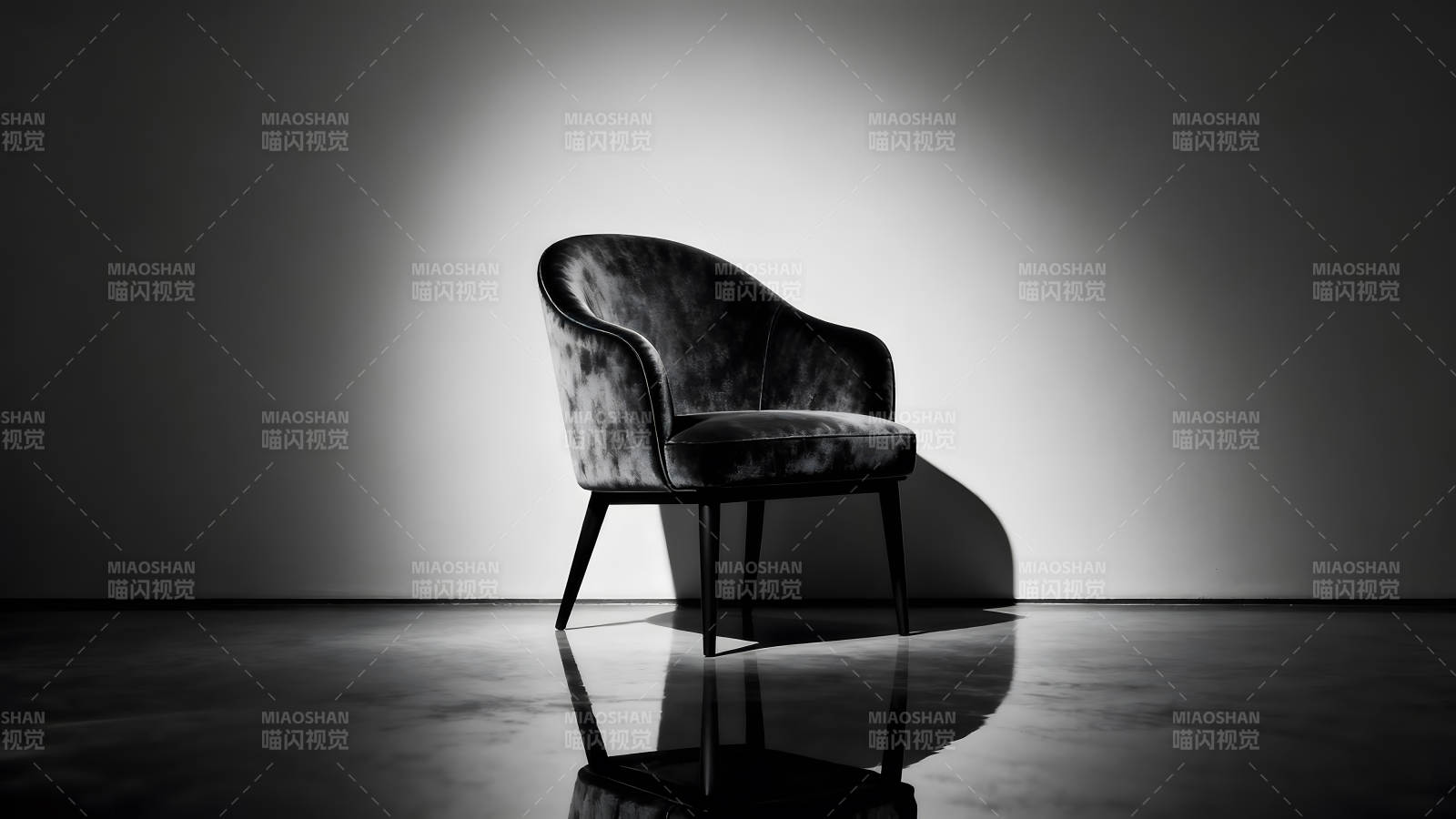 黑色扶手椅在光影下的藝術感-圖片