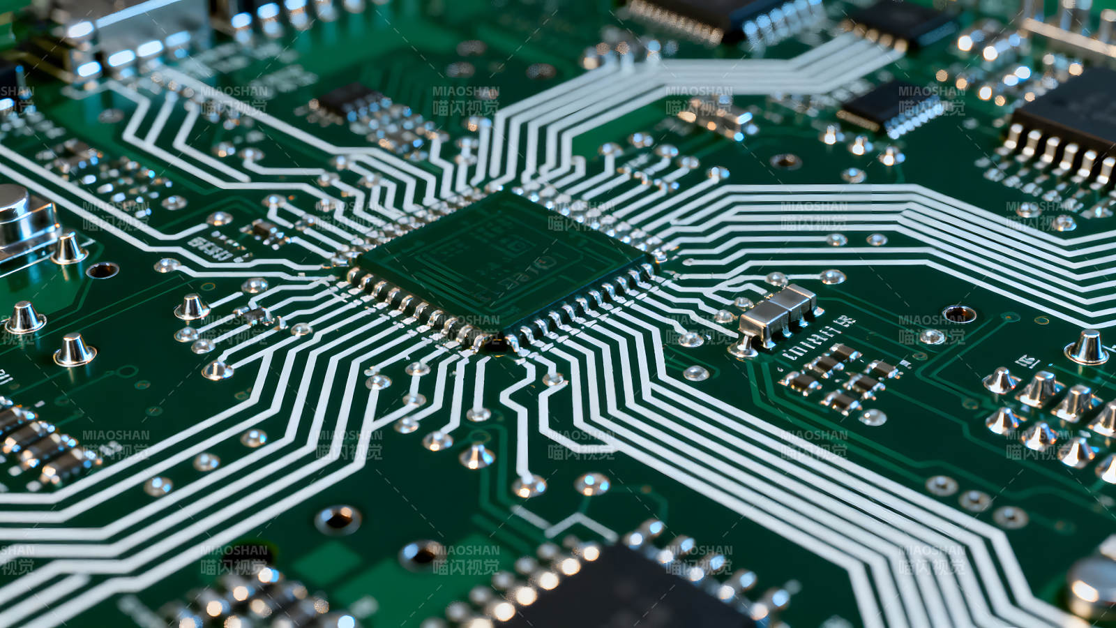 電路板特寫電子元件布線-圖片
