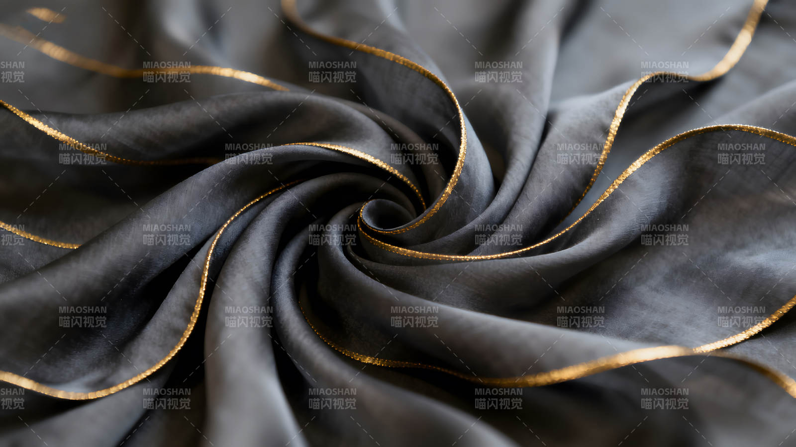 深灰色絲綢與金色鑲邊-圖片