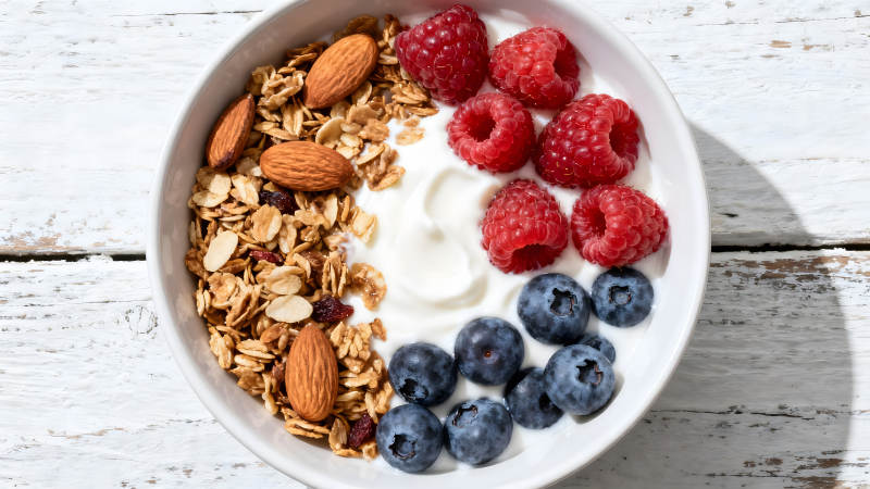 美味的燕麥水果早餐-圖片