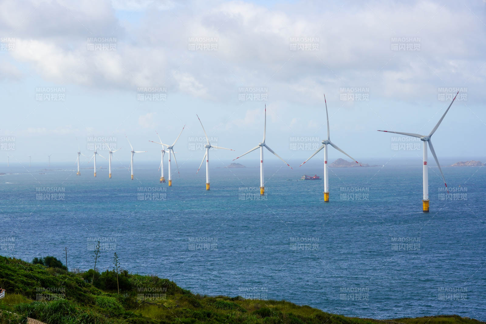 海上风力发电场图片