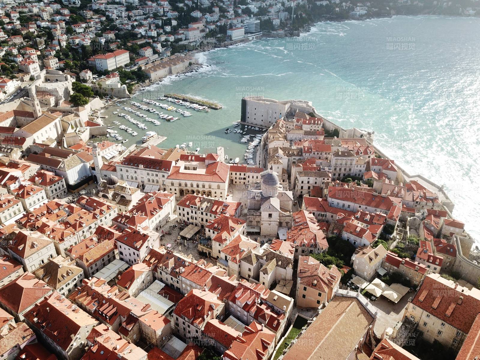 海滨古城风光图片