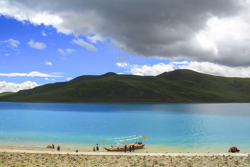 湖畔风光 宁静悠远-摄影图